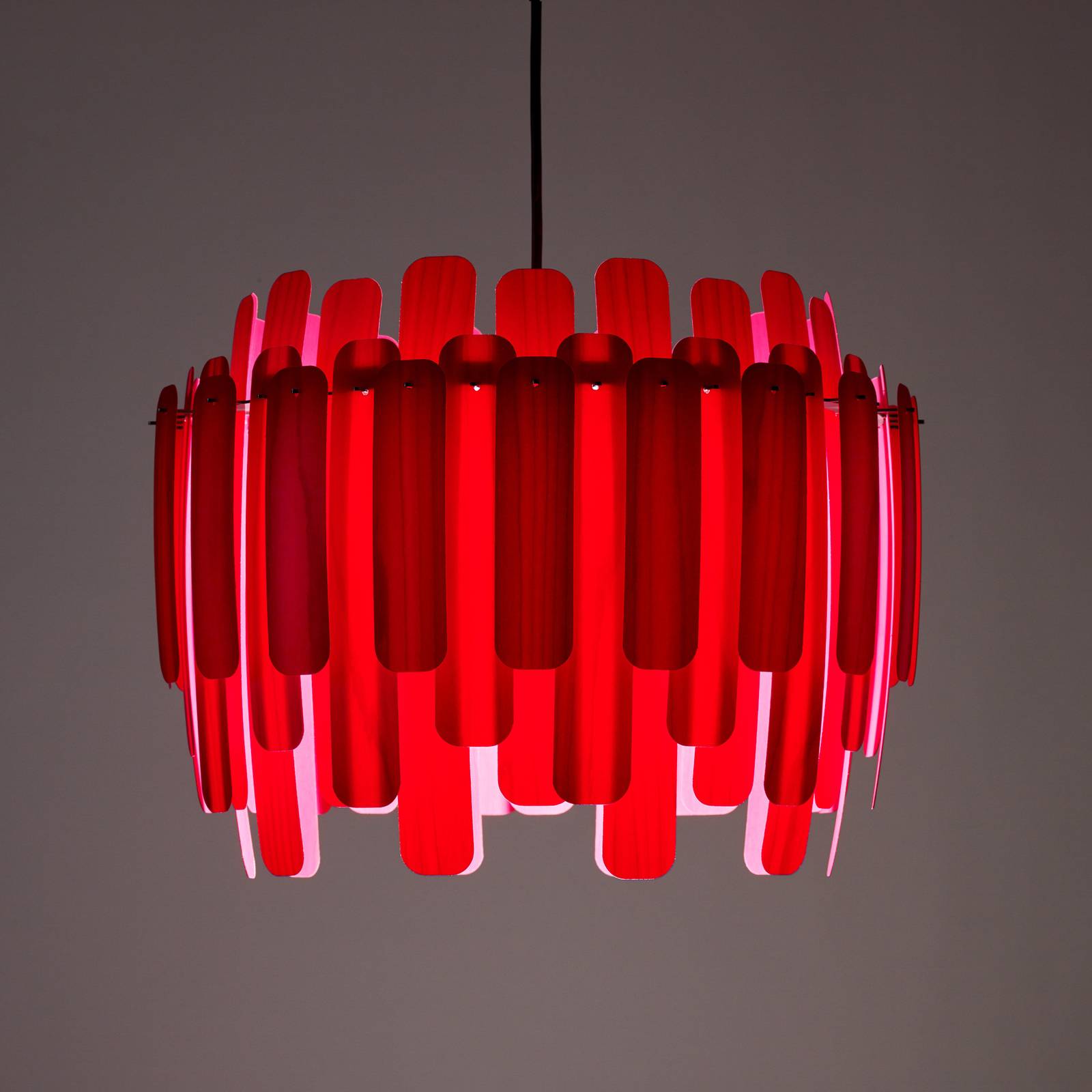 LZF Maruja Holz-Pendelleuchte, rot von LZF LamPS