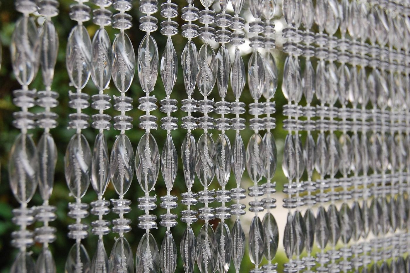 Türvorhang La Tenda ELBA 1 XL Perlenvorhang grau, La Tenda, Hakenaufhängung, transparent, 120 x 230 cm, Polypropylen - Länge und Breite individuell kürzbar von La Tenda