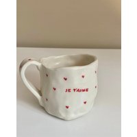 Liebestasse - Zierliche Herz-Handgemachte Keramik | Handgemalter Kaffee Tee Liebe Je T'aime Geschenk von LaFleurArtisane