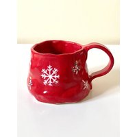 Weihnachtstasse | Zierliche Rot & Weiss Handbemalt Handmade Geschenk Urlaub Kaffee Tee Weihnachtstasse | Zierliche Rot & Weiss Handbemalt Handmade Geschenk Urlaub Kaffee Tee von LaFleurArtisane