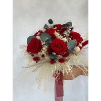Romantic & Elegant Preserved Dried Rose Flowers - Amara Wedding Bouquet For Bride With Buttonniere von LaFlorDecoStudio