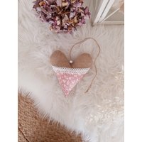 stoffherz Dekoherz Aufhänger Jute Altrosa Herz Blumen Spitzenband Weiß Landhaus von LaMilaHandmade
