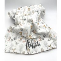 Babydecke Waldtiere Waldfreunde Kinderwagendecke Waffelpiqué Baby Decke Wahlweise in Verschiedenen Farben Auf Wunsch Mit Stickerei von LaPetiteMinou