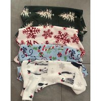 Sm Vorgefertigte Weihnachts-Fleece Oder Baumwolleturtle Neck Pyjamas Design in Drop 20% Geht An Crest Care Rettung von LabrujasJewels