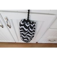 Schwarzer Chevron Taschenhalter Schwarzer Chevron Taschenhalter von LadybugAwesomeFinds