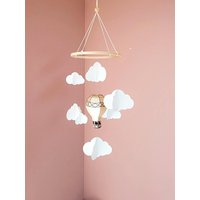 Heißluftballon Und Wolken Baby Mobile 20x70cm - Kinderzimmer Deko Aus Recyceltem Karton Heißluftballon Und Wolken Baby Mobile 20x70cm - Kinderzimmer Deko Aus Recyceltem Karton von Lafabriqueenpapier