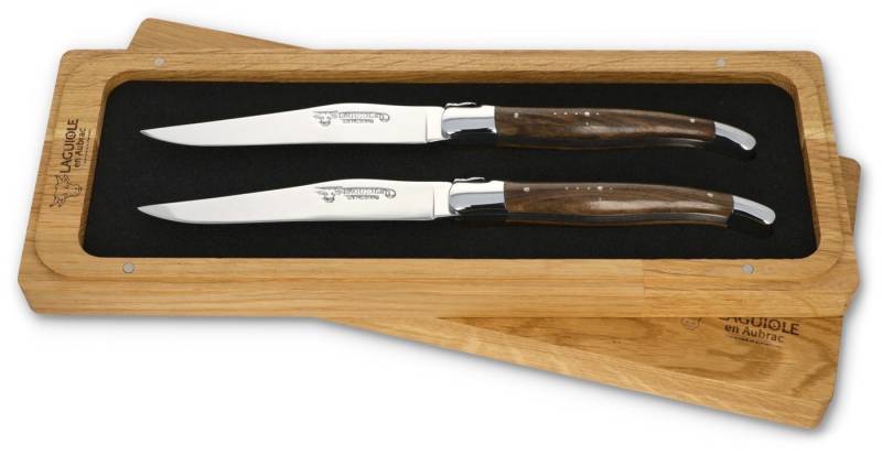 Laguiole en Aubrac Steakmesser 22C99NOIH BRI 2er Set - Griff Nussbaum - Backen glänzend - Klinge glänzend - Holzbox Laguiole en Aubrac Steakmesser 22C99NOIH BRI 2er Set - Griff Nussbaum - Backen glänzend - Klinge glänzend - Holzbox von Laguiole en Aubrac