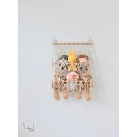 Makramee Stofftier Hängematte Boho Kinderzimmer Lagerung, Spielzeug Aufbewahrung, Kuscheltier Hängematte, Wand von LahaCorner
