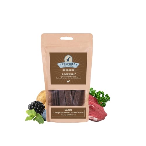 Lakefields Hundeleckerli | Trockenfleischstreifen vom Lamm | 150g | 90% Lammfleisch | Getreidefreie Hunde Snacks mit Kartoffeln & Waldbeeren | Knusprige Belohnung für Zwischendurch | Ohne Zusätze von Lakefields