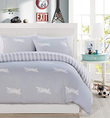 Lala + Bash Bradford Non-Down Comforters - (Full/Queen/King), Grey von Lala + Bash