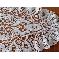 Ellipse 56/24 cm , Seidenweiß, Rollspitzendeckchen Oval, Wollweiß, Handgefertigt in Klöppeltechnik von Lalerosso