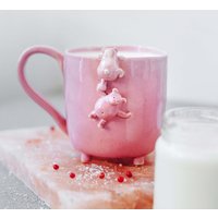 Rosa Keramik Becher Mit Zwei Mollig Bären, Handgemachte Keramik, Tasse, Bär, Geschenk, Handmade Mug von LamaboCeramics