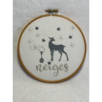 Wanddekorationstrommel // Dekotrommel Wanddekoration Holztrommelstickerei Stickereimalerei von Lamagiedutissu