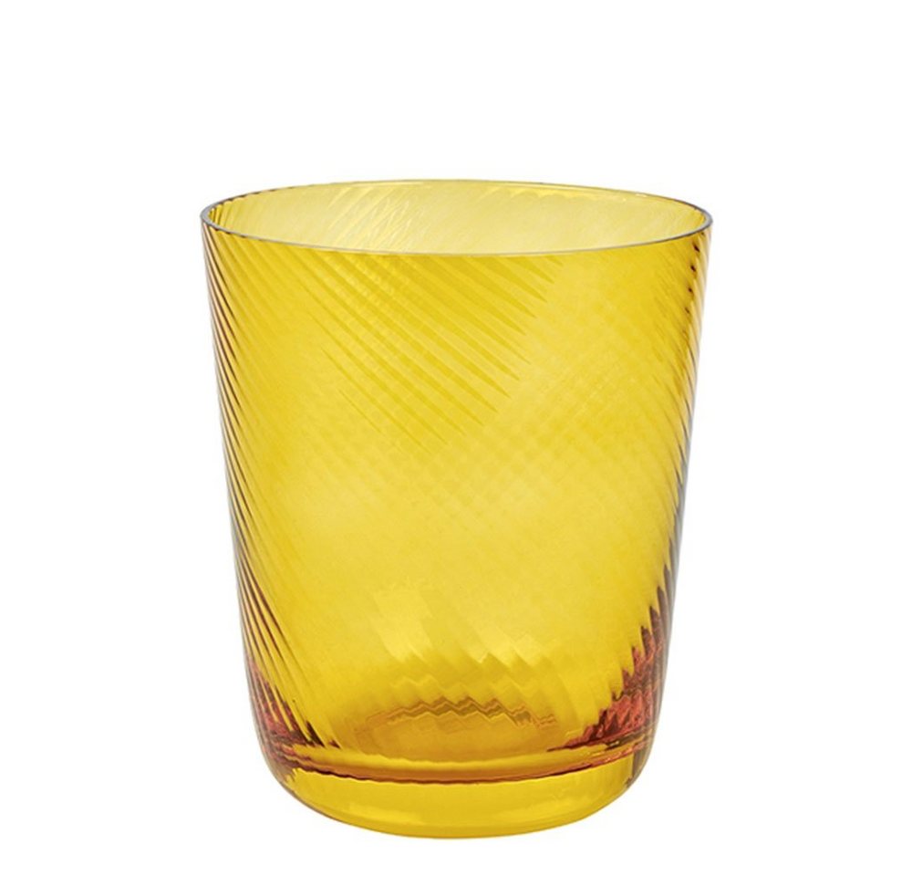 Lambert Glas Lambert Trinkglas Korfu, Lambert Trinkglas Korfu Mit Korfu setzt Du die richtigen Akzente auf dem gedeckten Tisch, ob als alltagstaugliches Saftglas oder auch als kleines Windlicht, Korfu ist vielseitig einsetzbar. Die Gläser werden aus Farbglas mundgeblasen. In der Form sind die feinen Linien der Optik vorgegeben. Kleine Unregelmäßigkeiten im Glas sind ein Zeichen dieses Handwerksprozesses und unterstreichen den Charme des Glases. Mundgeblasenes Farbglas kann in der Spülmaschine gereinigt werden. Um seinen Glanz über Jahre zu erhalten, empfiehlt es sich jedoch, einen speziellen Glasspülgang zu nutzen oder von Hand zu spülen. LAMBERT, since 1967 von Lambert