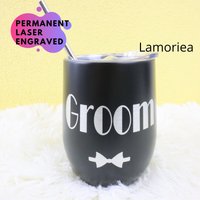 Groomsman Geschenke, Personalisierter Weinbecher, Isolierter Benutzerdefinierte Weingläser, Gravierter Weinbecher Mit Deckel von Lamoriea