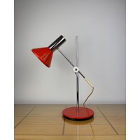 Richard Essig Mid-Century Adjustable Orange Metal & Aluminum, Vintage Table Lamp, 1970S, Chrome, Space Age, Sputnik Design von LampaPaloozaa