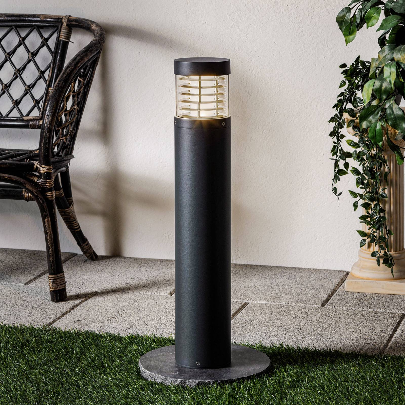 Lucande LED-Wegelampe Lucius, 65cm, anthrazit, Metall, IP54 von LUCANDE