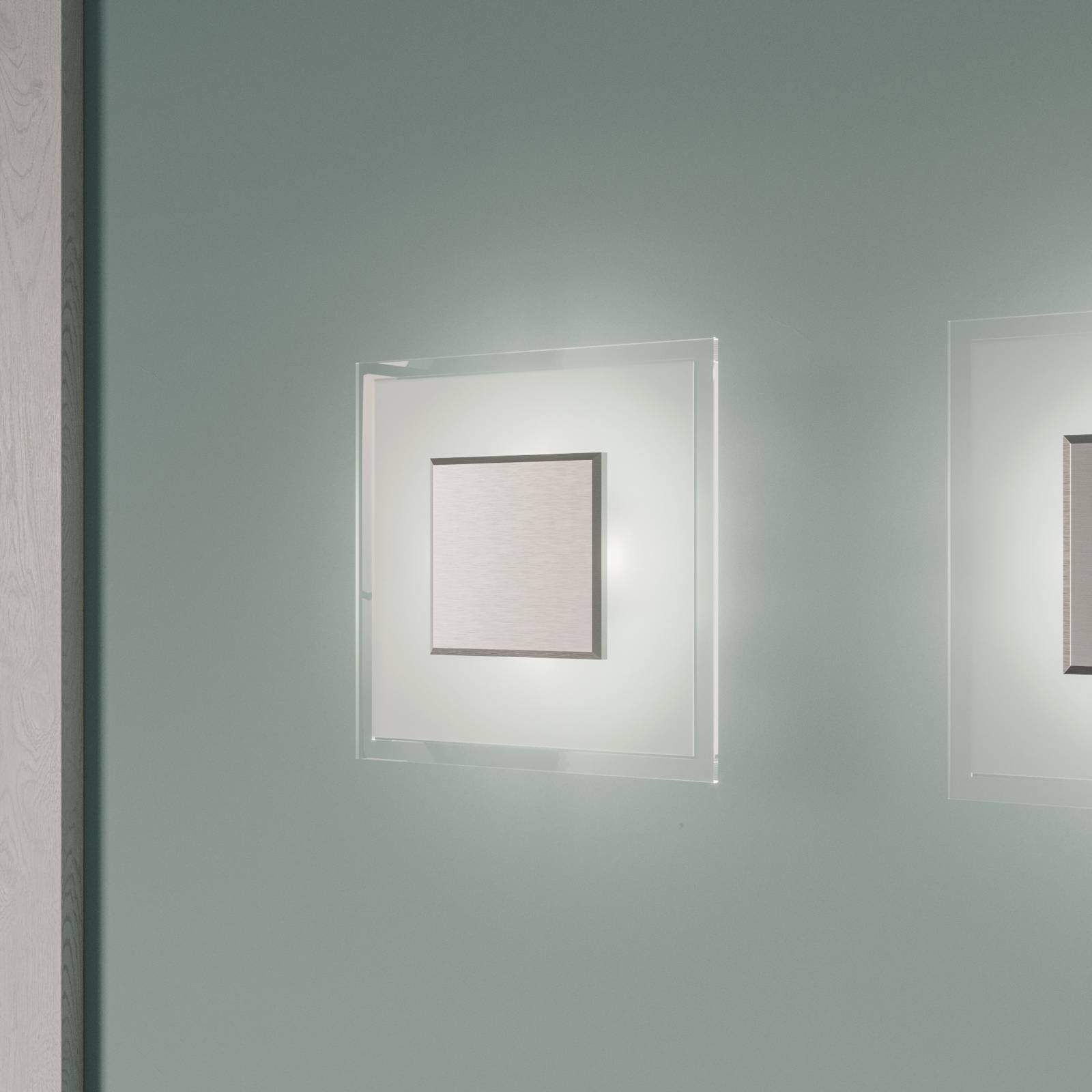 Quitani LED-Wandlampe Lole, Glas, alu matt, 25 x 25 cm von quitani