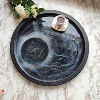 Großes Resin Serviertablett Rundes Space Design Couchtisch Tablett von LanaBrickStudio