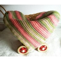 Babydecke, Krabbeldecke - 80x80 cm Gestrickt, Wolle Mit Mohair Babydecke, Krabbeldecke - 80x80 cm Gestrickt, Wolle Mit Mohair von LanaFavorita