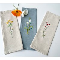 Gestickte Rustikale Leinen Tischsets, Personalisierte Blumen Hand Bestickte Waschbare Tischsets Rechteckig, Boho Wohnkultur von LanahomeCraft