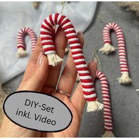 Diy-Set Makramee Zuckerstange in Wunschfarben - Weihnachten Wichteln Weihnachtszeit Nikolaus von LanasWollstuecke