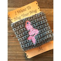 Gehäkelte Mermaid Coffee Cozy, Reisebecher Hülse Mit Tasche von LandOfKnots