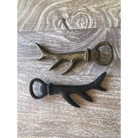 Hirschgeweih Flaschenöffner Für Ihre Hütte Oder Hütte. Aus Gusseisen, Massiv Und Robust. Ein Ideales Einweihungsgeschenk von LandandSeaHome