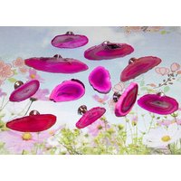 Kleine Benutzerdefinierte Hot Pink Achat Scheibe Schublade Pulls Knäufe Schrank Hardware Schrauben Inklusive 18K Gold Silber Blatt Kupferkante von LandiDesigns