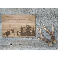 Personalisiertes Holz Frühstücksbrett Mit Hochwertiger Laser-Gravur in Zwei Größen, Das Perfekte Geschenke Für Jäger Und Jägerinnen von Landkautz