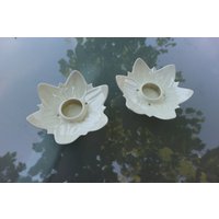 2 Porzellan Rosenthal Kerzenhalter Blütenstecker Von 1936 Elfenbein 2 Porzellan Rosenthal Kerzenhalter Blütenstecker Von 1936 Elfenbein von Landmum