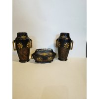 Ein Paar Pokal Vasen Und Jardiniere Vase Set Henkelvase Ein Paar Pokal Vasen Und Jardiniere Vase Set Henkelvase von Landmum