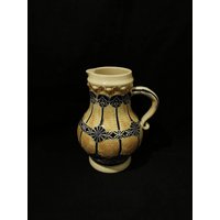 Henkelkrug Krug Vase Design Sammler 50Er 60Er Oder Älter Jahre Wasserkrug Shabby Weinkrug Westerwälder Henkelkrug Krug Vase Design Sammler 50Er 60Er Oder Älter Jahre Wasserkrug Shabby Weinkrug Westerwälder von Landmum