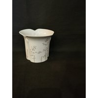 Origineller Porzellan Design Deko Topf Retrodesign Mid Century Großer Übertopf Blumentopf Weiß Gräser von Landmum
