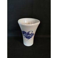 Porzellan Blumenvase Royal Copenhagen Blaue Blume Stempel 1894-1922 Handgemalt Dänemark von Landmum