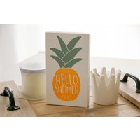 Holzschild "'hello Summer'', Sommerschild, Sommerdeko, Landhausschild Holzschild "'hello Summer'', Sommerschild, Sommerdeko, Landhausschild von Landtraeume
