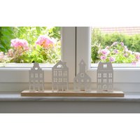 Lichterhaus, Teelichthalter, Windlicht Aus Holz, Lichterstadt, Winterdeko, Moderne Holzkrippe, Fensterdeko Mit Häuserzeile, Holzdeko Lichterhaus, Teelichthalter, Windlicht Aus Holz, Lichterstadt, Winterdeko, Moderne Holzkrippe, Fensterdeko Mit Häuserzeile, Holzdeko von Landtraeume