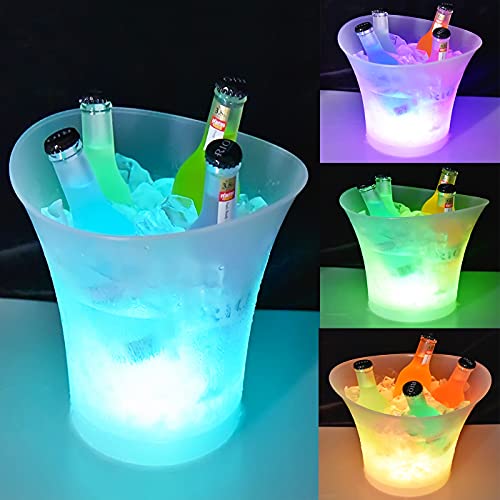 LED Eiskübel 5L, Multicolor LED Sektkübel, Großraumbehälter für Flaschenwein und Flaschengetränke, Eiskübel mit mehreren Farbverlauf, Farbe einstellbar, geeignet für Festival/Party/Zuhause/Bar LED Eiskübel 5L, Multicolor LED Sektkübel, Großraumbehälter für Flaschenwein und Flaschengetränke, Eiskübel mit mehreren Farbverlauf, Farbe einstellbar, geeignet für Festival/Party/Zuhause/Bar von Airmpa
