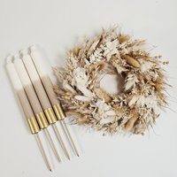Trockenblumenkranz in Beige I Trockenkranz Natur Natürlicher Tischkranz Weihnachten Deko Boho Moderner Adventskranz Artikel 009 von LandwerkeShop
