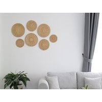 Frühling - 7Er-Set Rattan-Wanddekor Runde Gewebte Plattenform Wicker-Seegras-Wolfkorben-Aufhängeset Kreis Braun Oatmeal Tan Naturfarbton Frühling - 7Er-Set Rattan-Wanddekor Runde Gewebte Plattenform Wicker-Seegras-Wolfkorben-Aufhängeset Kreis Braun Oatmeal Tan Naturfarbton von LannaPassa
