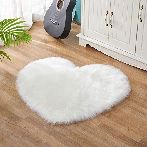 Lanqinglv Faux Lammfell Teppich Kunstfell Schaffell Shaggy Teppiche Longhair Fell Super Weich Lammfellimitat Matte für Stuhl Sofa Bett-Vorleger Wohnzimmer Schlafzimmer Kinderzimmer(Weiß,40x50cm) von Lanqinglv