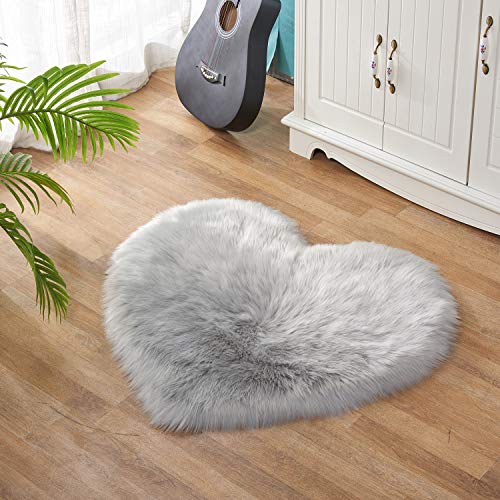 Lanqinglv Teppich Faux Lammfell Kunstfell Schaffell Shaggy Teppiche Longhair Fell Super Weich Lammfellimitat Dekor Matte Universal für Stuhl Sofa Bett-Vorleger(Light Grau,60x60cm) von Lanqinglv