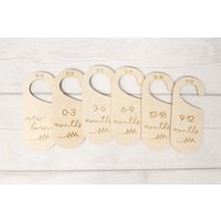 Baby Garderobe Divider - Schrankteiler Shower Geschenk Neues Kinderzimmer Dekor Ast Set von Lasaris