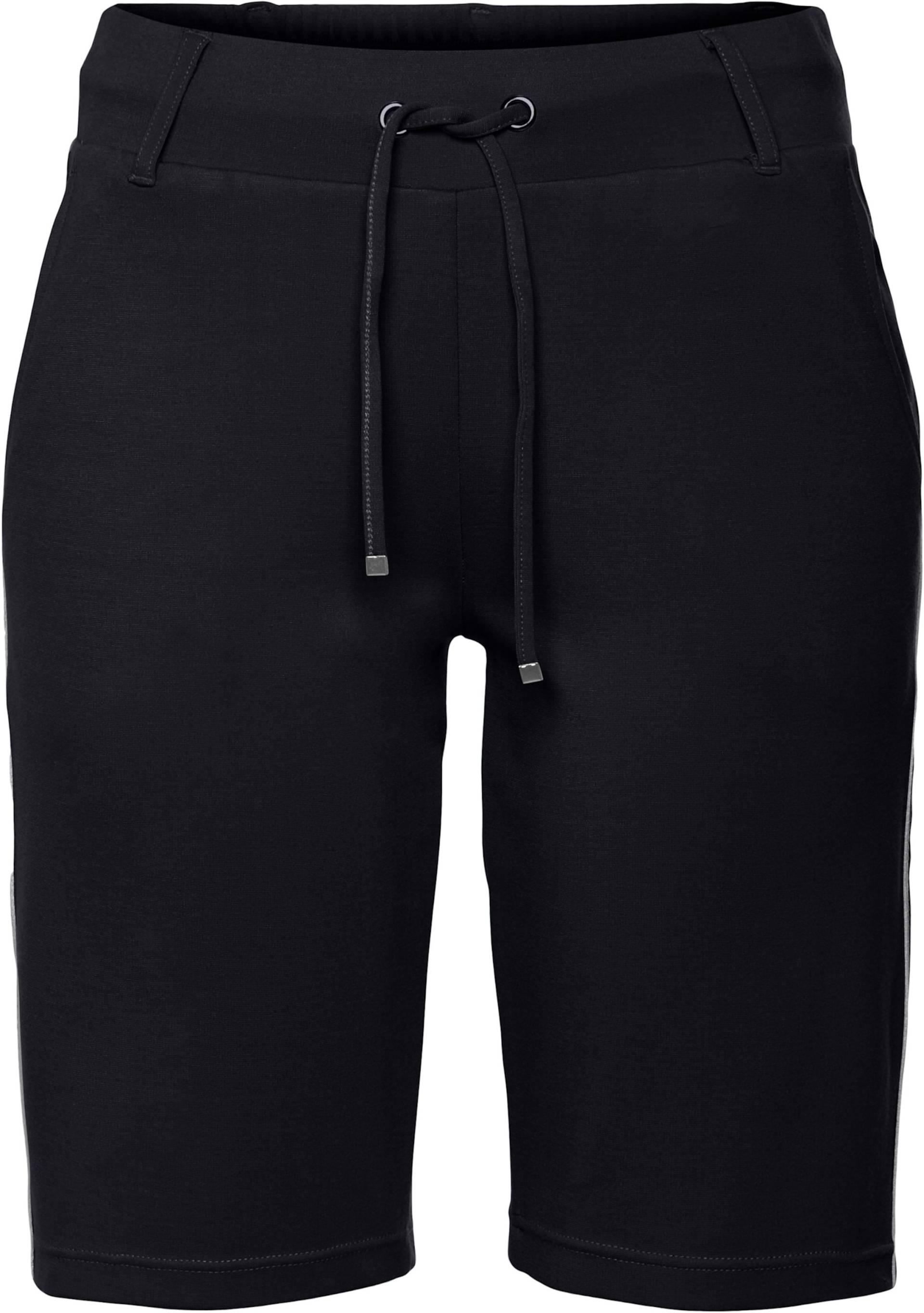 Shorts in schwarz von LASCANA von Lascana