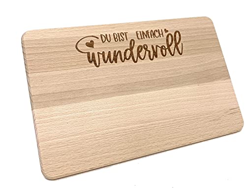 Muttertagsgeschenk Idee - Frühstücksbrettchen aus Holz mit hochwertiger Gravur für die Beste Mama (Wundervoll) von Laser Tattoo