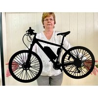 Fahrrad Holz Wandbild E-Bike 74x47cm Dirt Jump Bike Radfahren Berge Garagenwände Verschönern Geschenk Für Radfahrer Schilder Mountainbike Fahrrad Holz Wandbild E-Bike 74x47cm Dirt Jump Bike Radfahren Berge Garagenwände Verschönern Geschenk Für Radfahrer Schilder Mountainbike von LaserAuermann