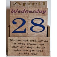 Ewiger Kalender Mit Katzenmotiv von LaserCraftsByJohn