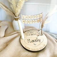 Geburtstagsteller Regenbogen Wimpelkette Personalisiert Mit Vase Und Kerze | Deko Kindergeburtstag Holz Geburtstagskranz Name Boho von LaserDesignGarage