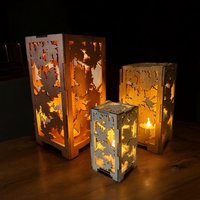 Herbstlaterne Holz Ahorn | Herbstdeko Windlicht Herbstlaub Kerzenhalter Herbst Laub Deko Laterne Blätter Lampe Kupfer Gold Natur von LaserDesignGarage