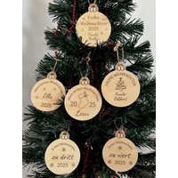 Baumkugel Aus Holz Personalisiert Mit Namen - Mein Erstes Weihnachten Baby Weihnachtsanhänger Geschenk Zur Geburt Baumkugel Aus Holz Personalisiert Mit Namen - Mein Erstes Weihnachten Baby Weihnachtsanhänger Geschenk Zur Geburt von LaserPlotterDesign